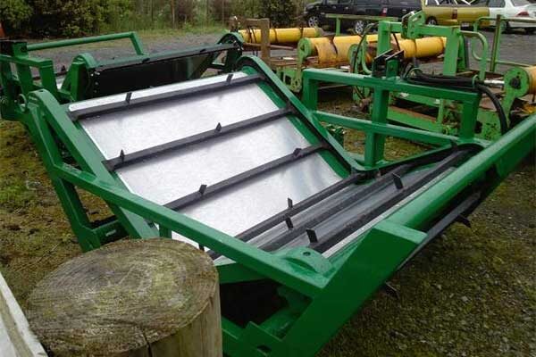 Bale Feeder