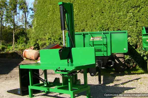 Vertical Tractor Mounted 3PL Wood Splitter