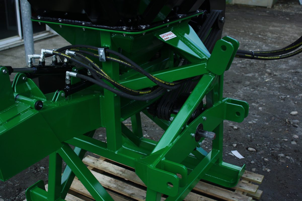 3 PT LINKAGE 1 TONNE SPINNER BLOWER