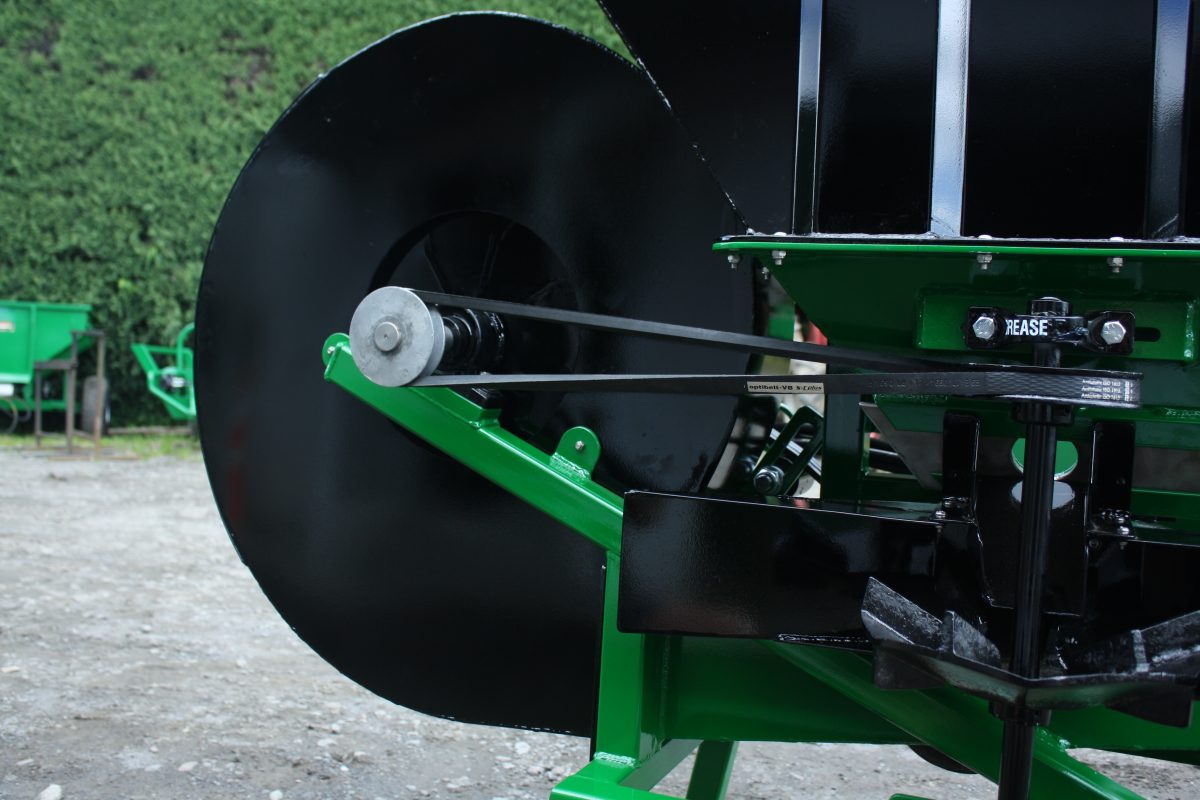 3 PT LINKAGE 1 TONNE SPINNER BLOWER