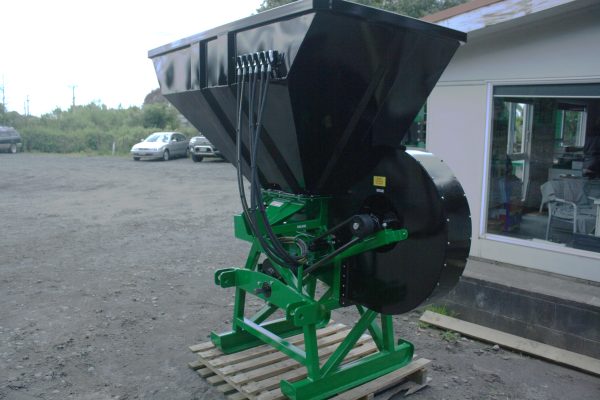3 PT LINKAGE 1 TONNE SPINNER BLOWER